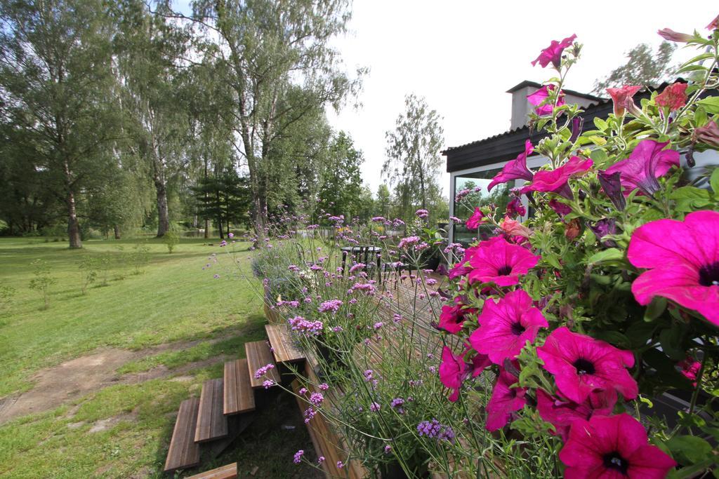 River Lodge Jelgava Extérieur photo